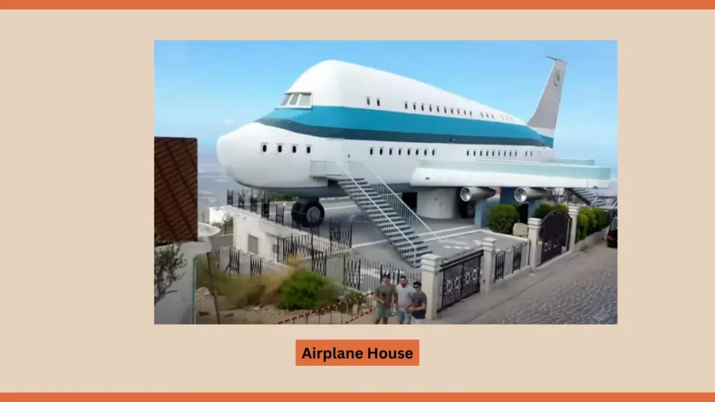 Airplane House