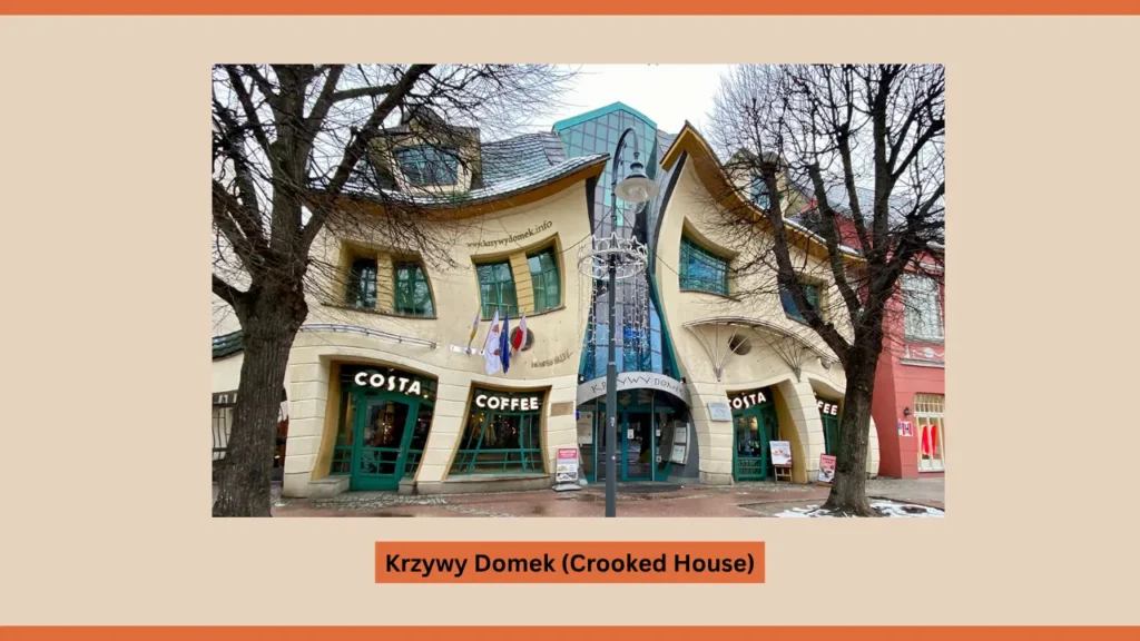 Krzywy Domek (Crooked House) Funny Houses 1